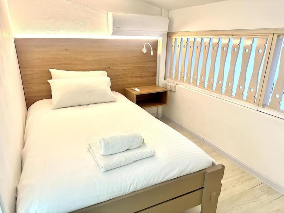 3 Bedroom Beachside Apartment - 30 Secs From Beach Flic-en-Flacq Extérieur photo