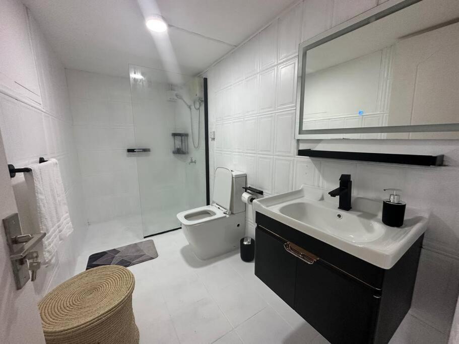 3 Bedroom Beachside Apartment - 30 Secs From Beach Flic-en-Flacq Extérieur photo