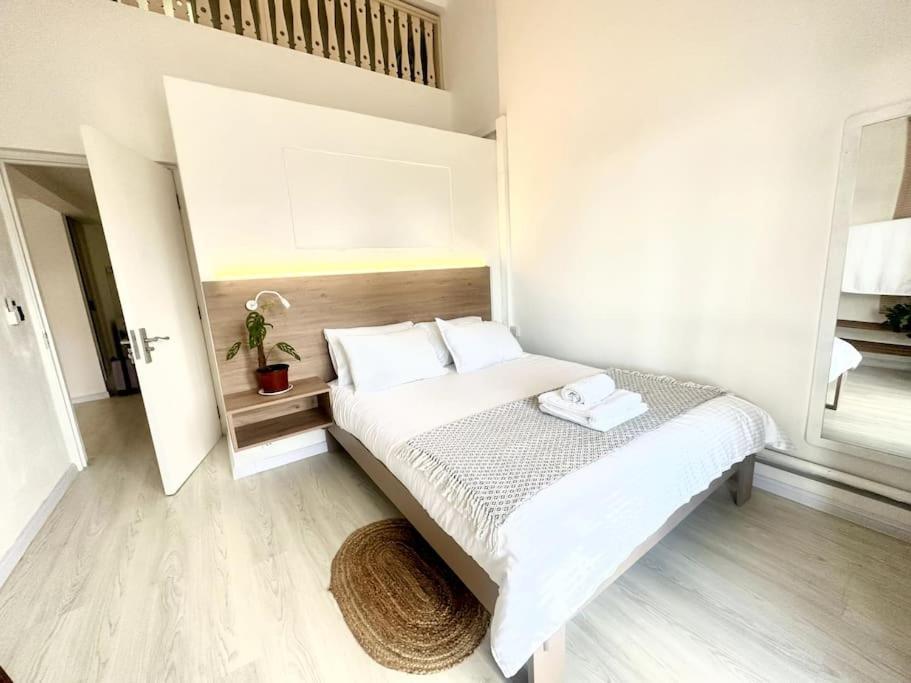 3 Bedroom Beachside Apartment - 30 Secs From Beach Flic-en-Flacq Extérieur photo